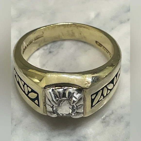 Vintage Men’s RingGold plated Clear CZ Stone Square Setting Sz 11 antique look